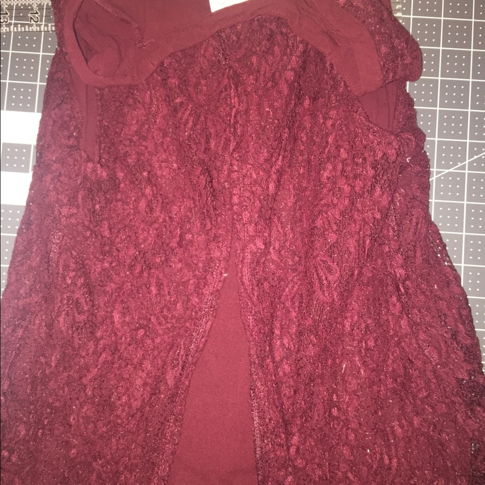 Maroon tank top Lace